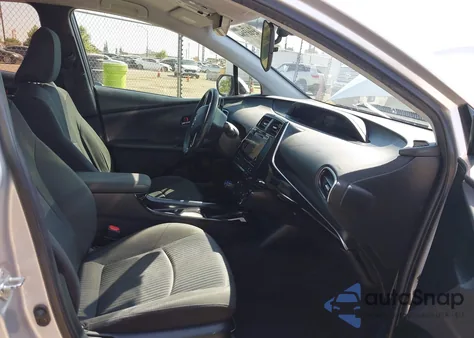 2016 Toyota Prius Two z USA, uszkodzony, nr VIN JTDKBRFUXG3520779